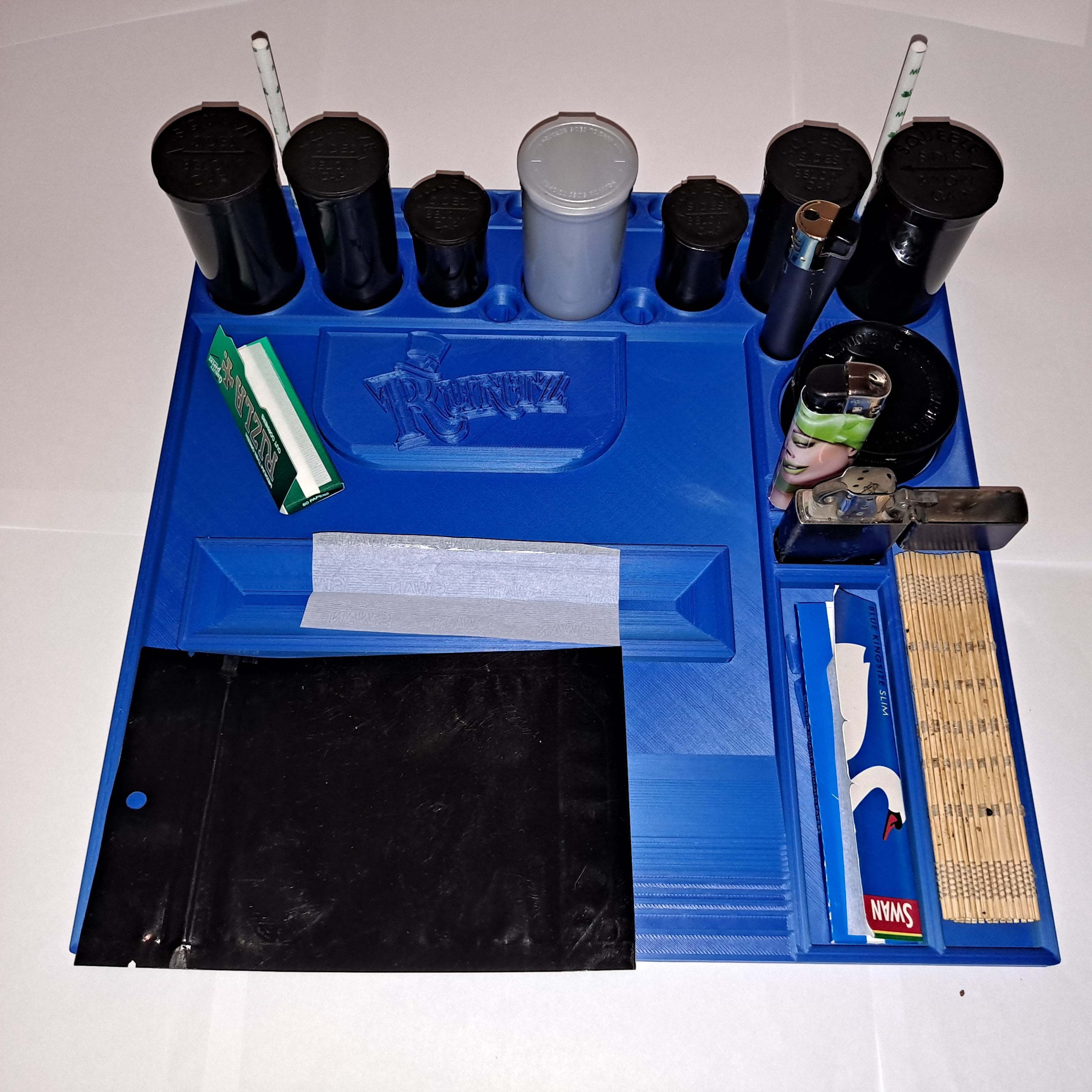 STL file RUNTZ CANNABIS ROLLING TRAY 300mm2 MASSIVE HIGH DETAIL SUPPORTLESS PRINT・Model to ...